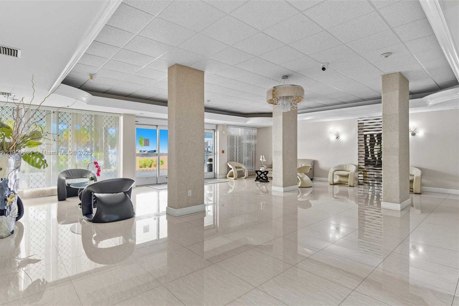 Small Image of 1833 SOUTH OCEAN DR #1809, Hallandale Beach Number 34