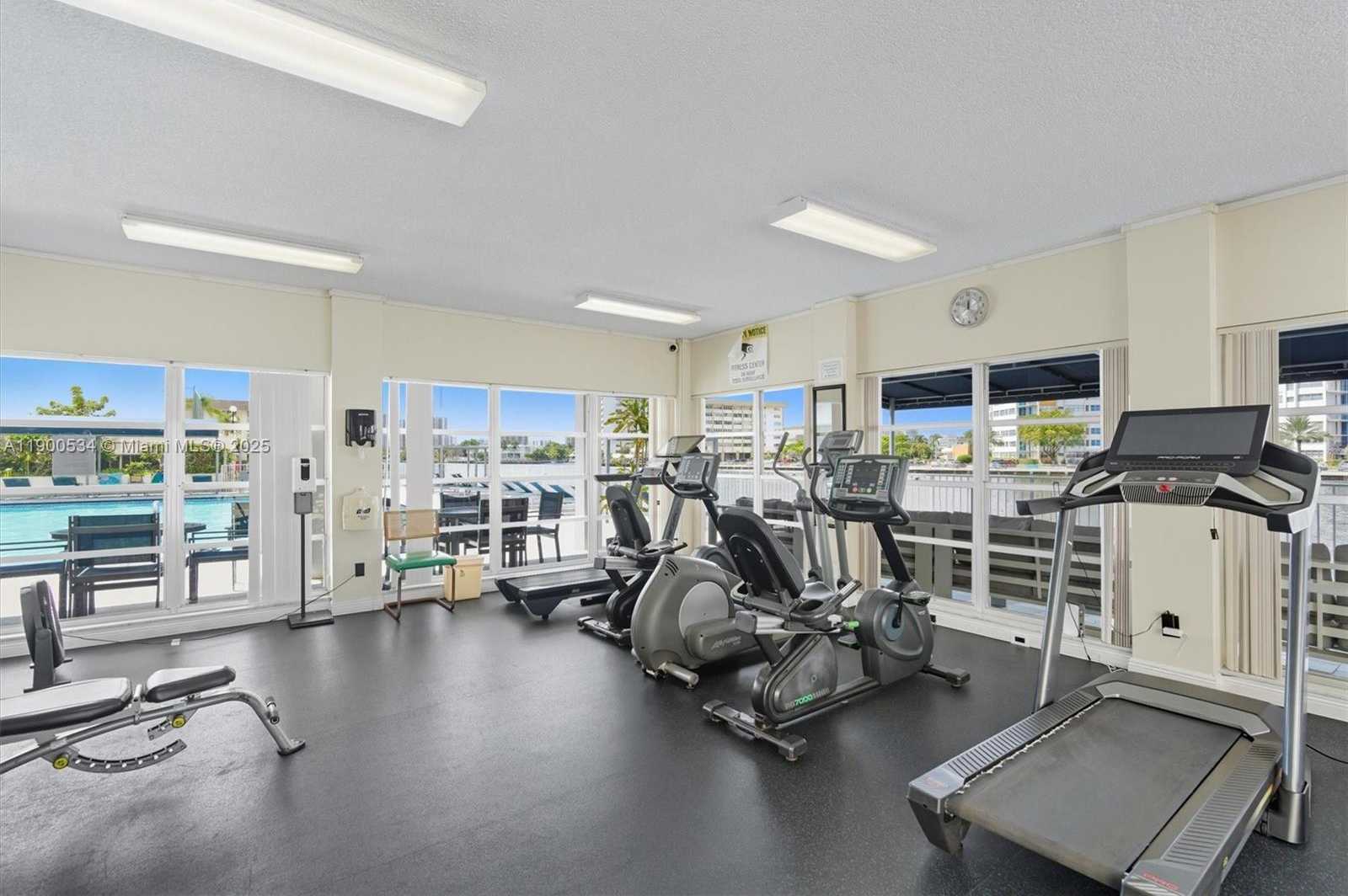 Small Image of 1833 SOUTH OCEAN DR #1809, Hallandale Beach Number 35