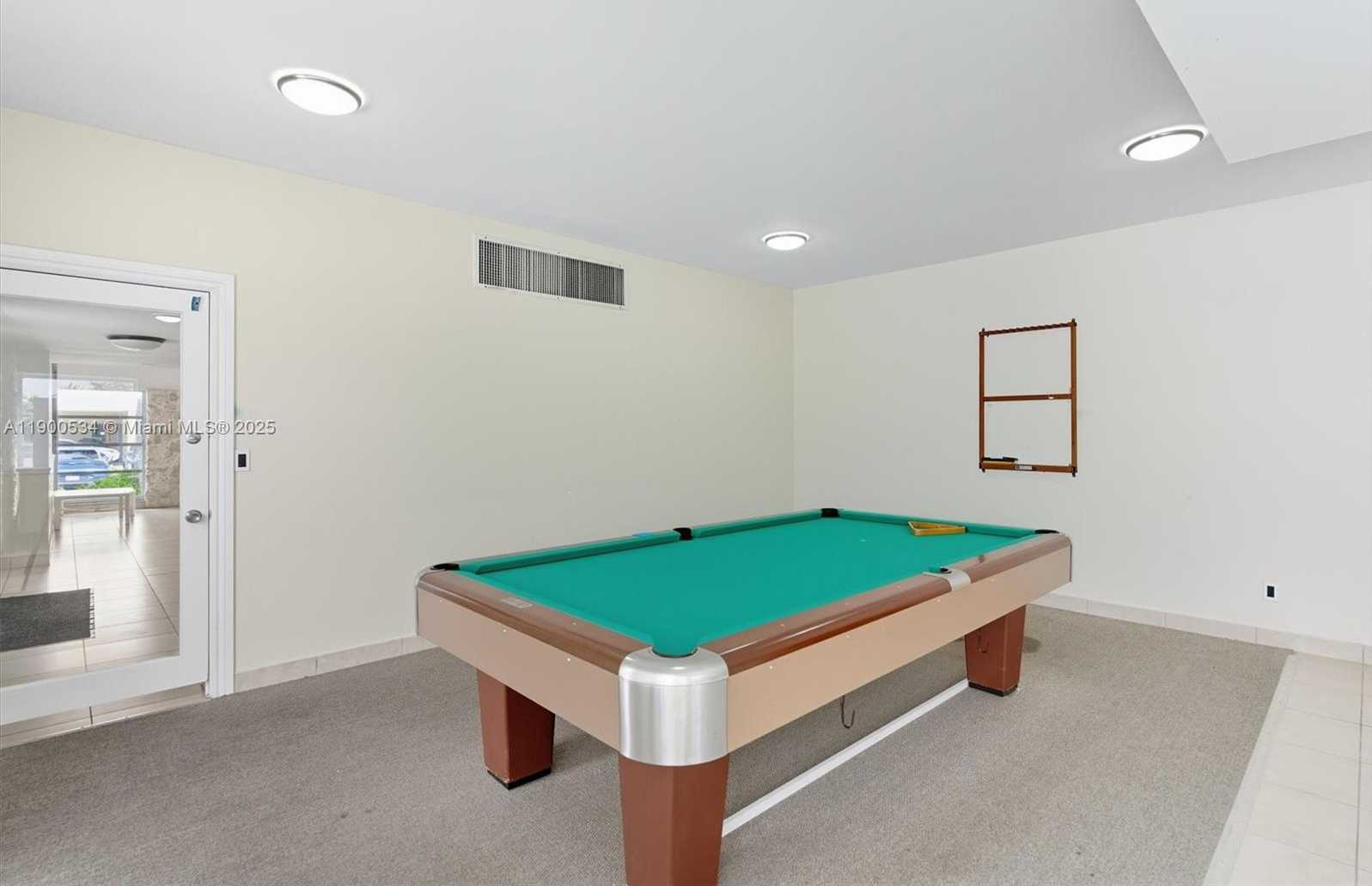 Small Image of 1833 SOUTH OCEAN DR #1809, Hallandale Beach Number 37