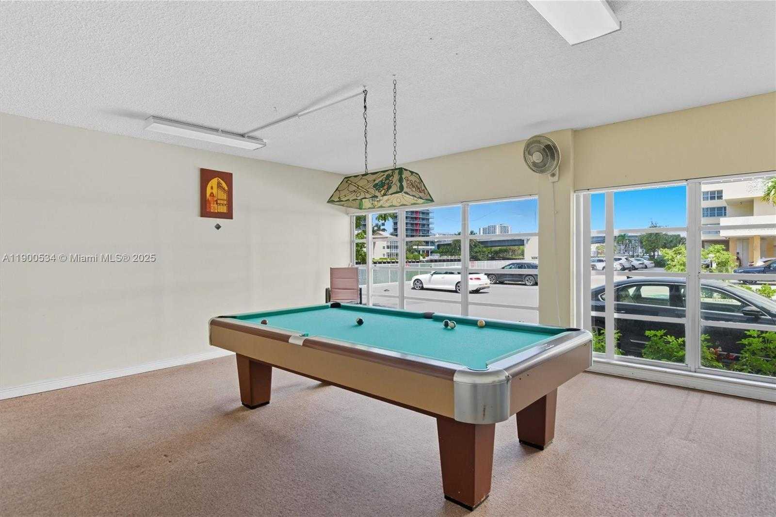 Small Image of 1833 SOUTH OCEAN DR #1809, Hallandale Beach Number 38