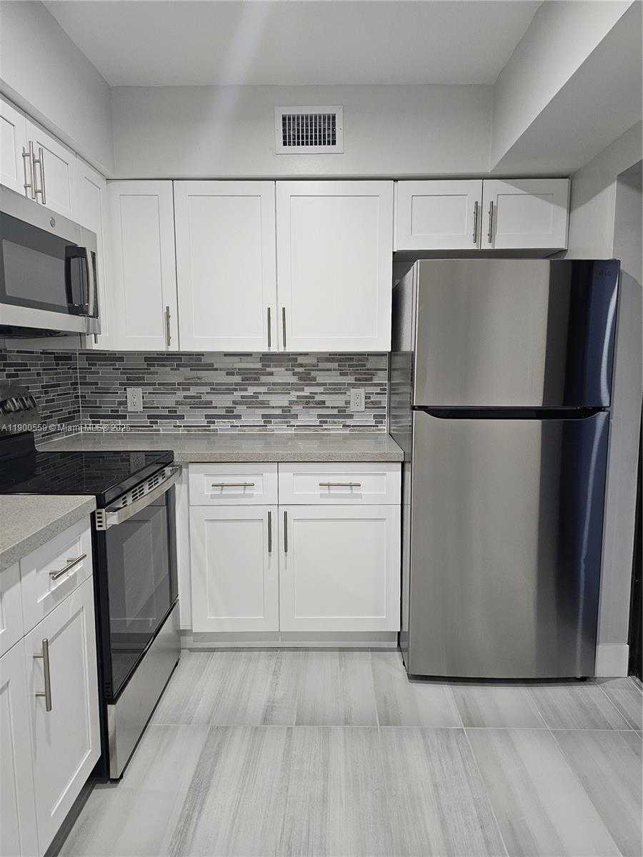 Small Image of 1680 NORTH WEST 128TH ST #1680, North Miami Number 10