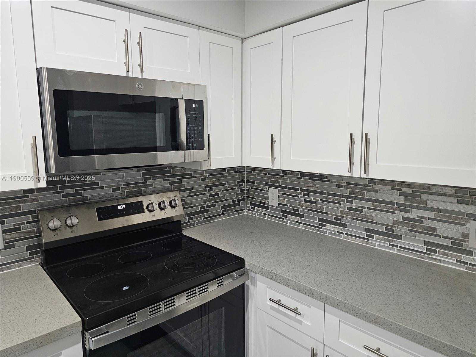 Small Image of 1680 NORTH WEST 128TH ST #1680, North Miami Number 11