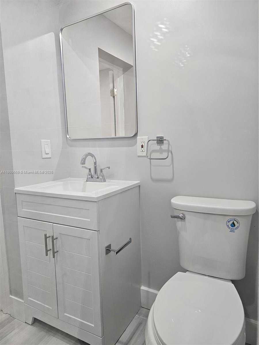 Small Image of 1680 NORTH WEST 128TH ST #1680, North Miami Number 15