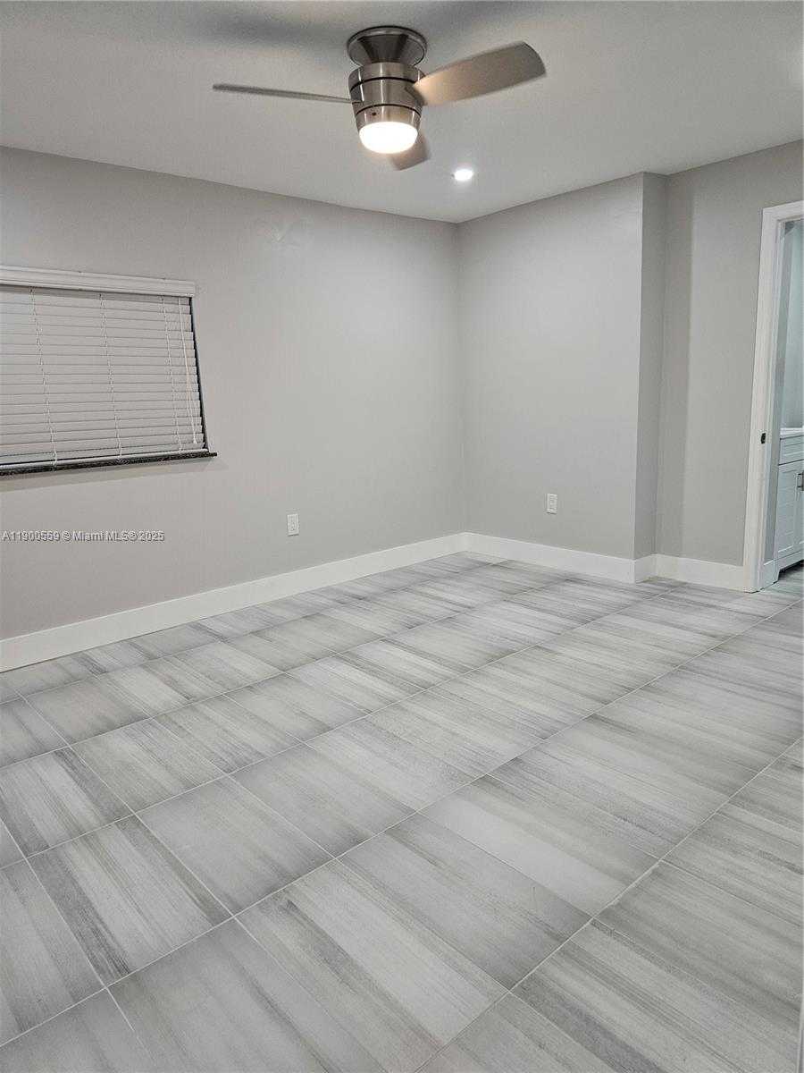 Small Image of 1680 NORTH WEST 128TH ST #1680, North Miami Number 8