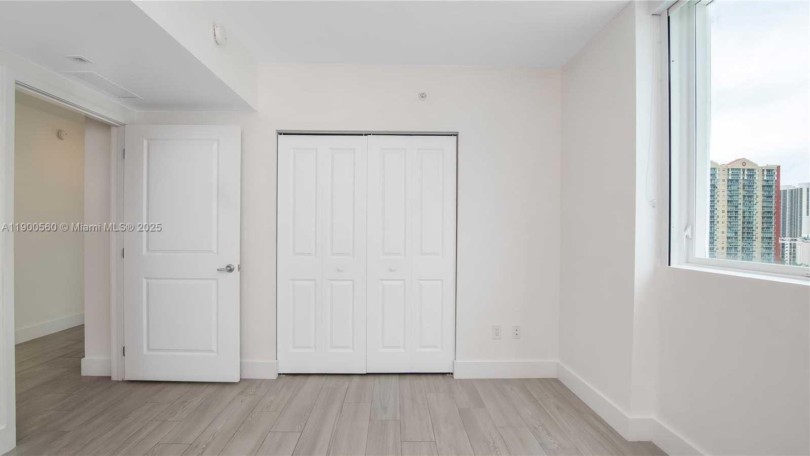 Small Image of 400 SUNNY ISLES BLVD #1108, Sunny Isles Beach Number 29