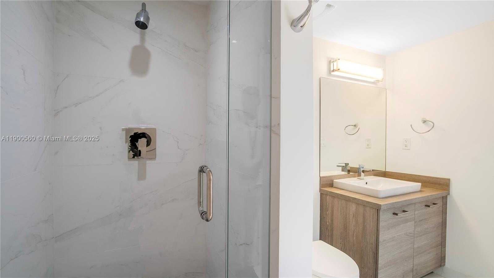 Small Image of 400 SUNNY ISLES BLVD #1108, Sunny Isles Beach Number 31