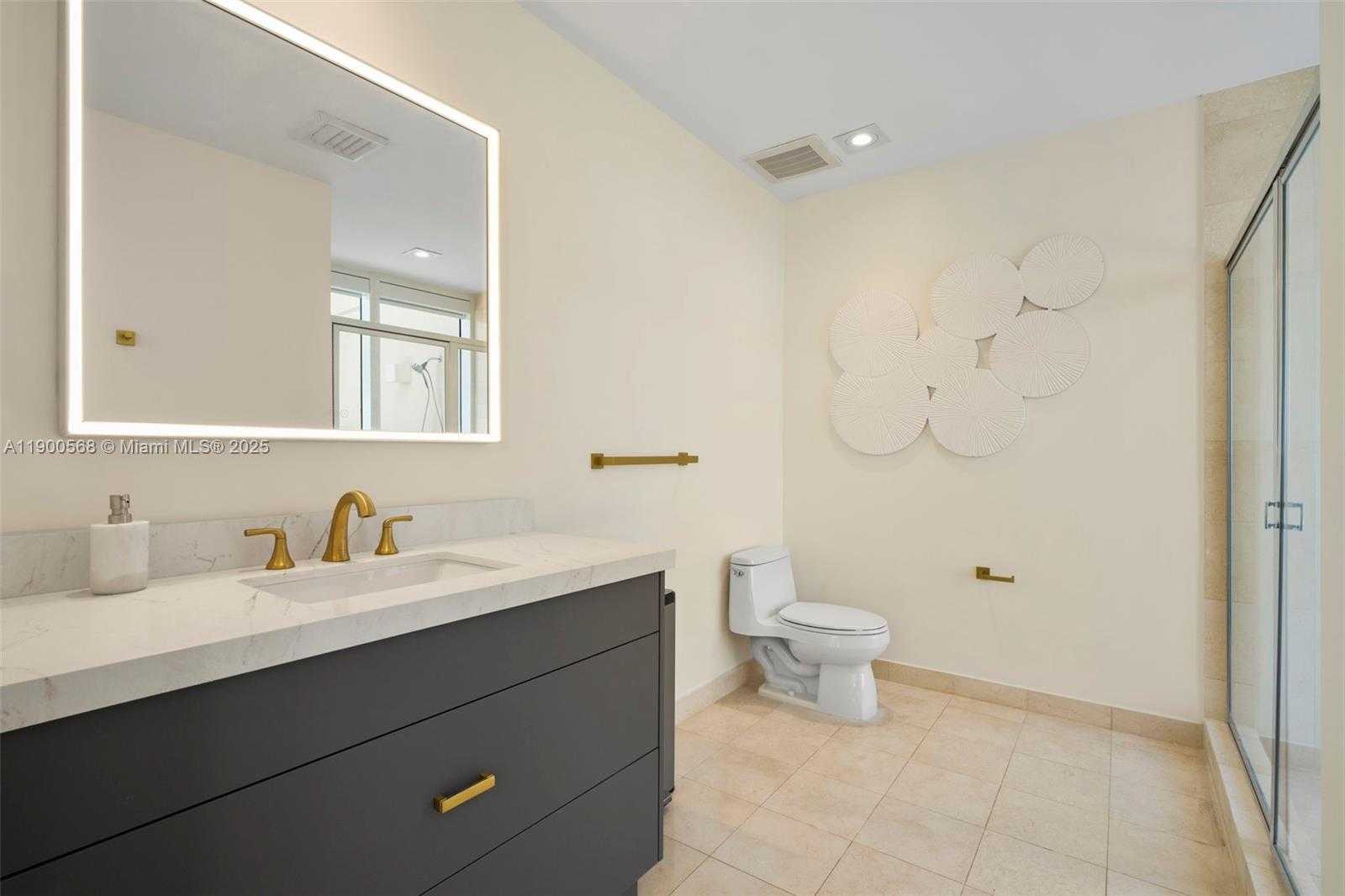 Small Image of 1830 SOUTH OCEAN DR #5103, Hallandale Beach Number 23