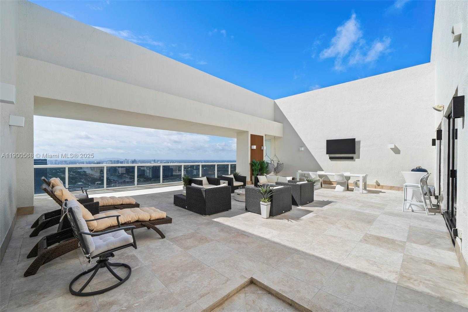 Small Image of 1830 SOUTH OCEAN DR #5103, Hallandale Beach Number 8