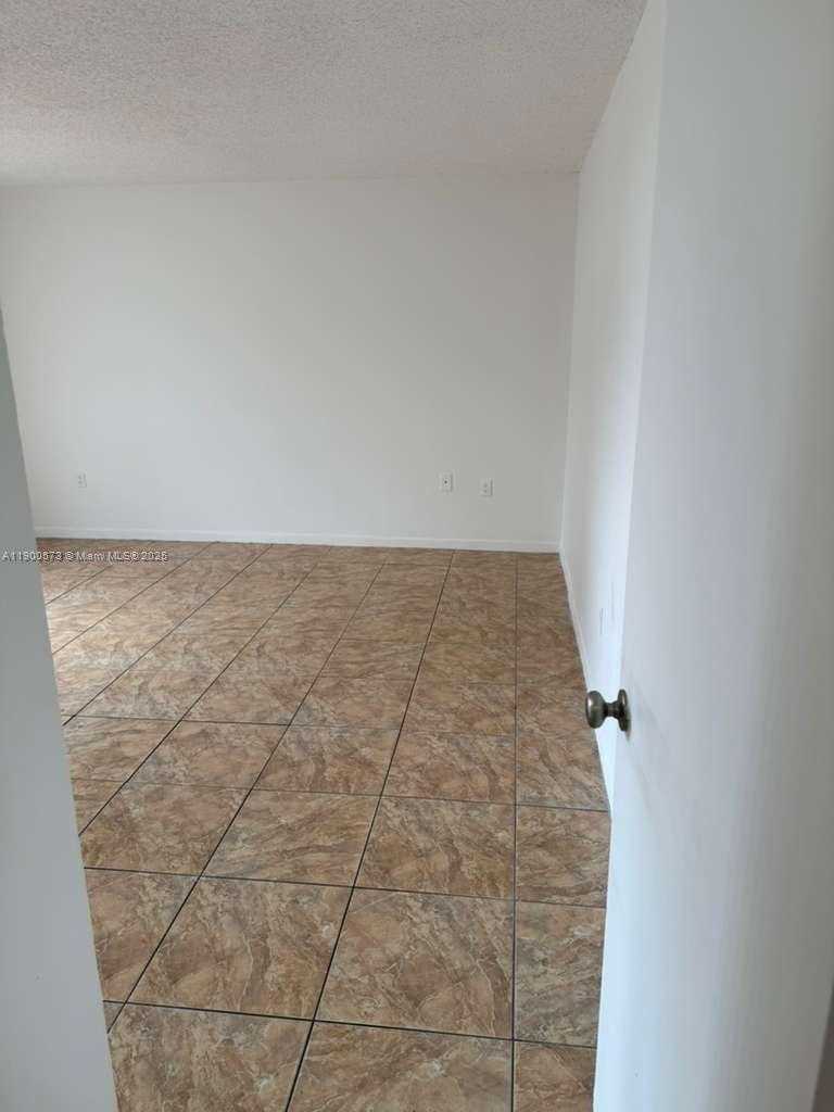 Small Image of 7000 NORTH WEST 186TH ST #4-226, Hialeah Number 10