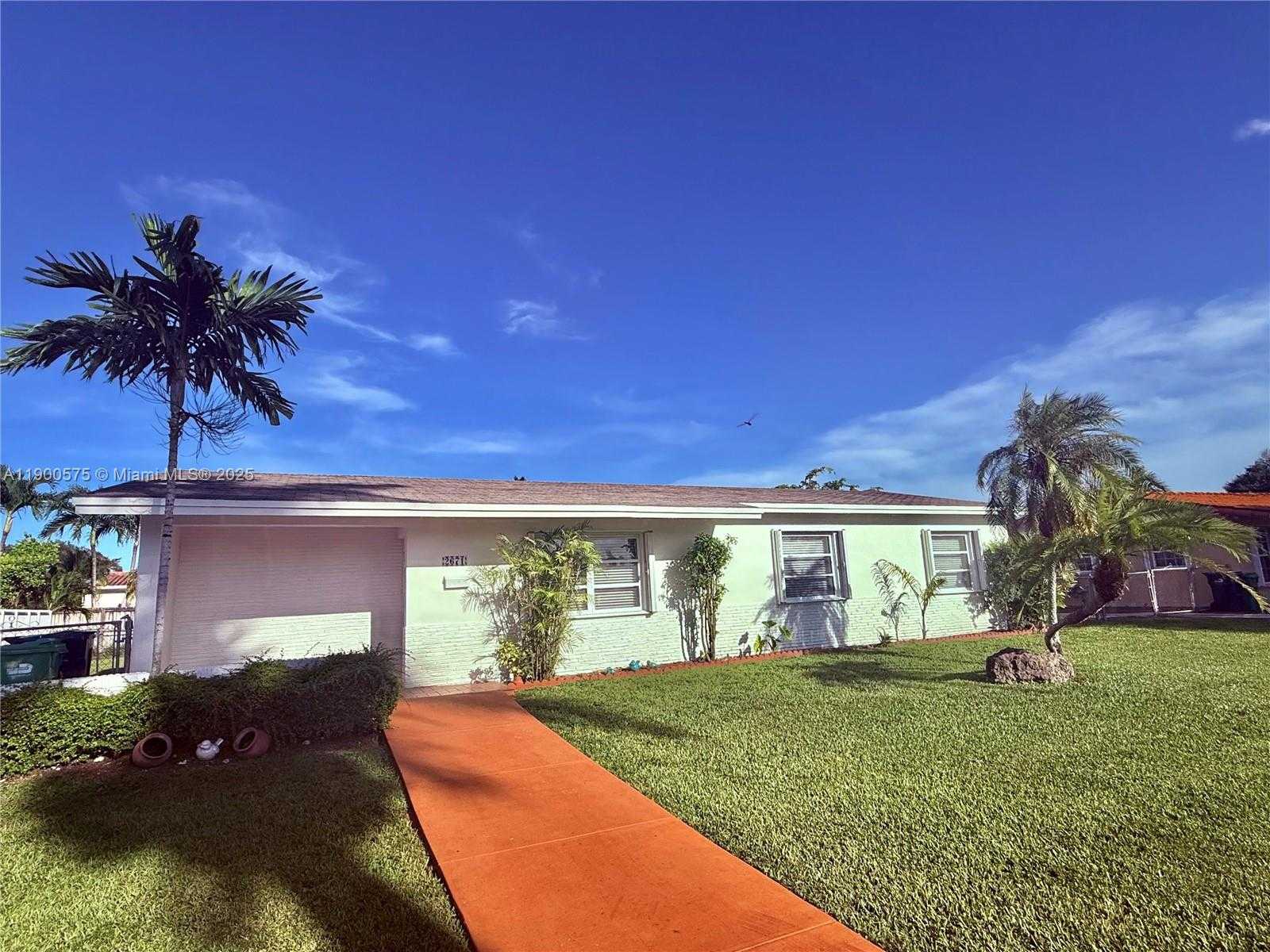 Small Image of 2671 SOUTH WEST 118TH CT, Miami Number 21