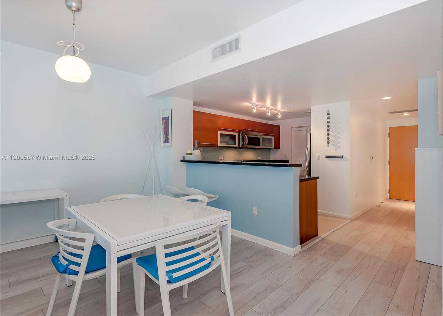 Small Image of 253 NORTH EAST 2ND ST #1407, Miami Number 5
