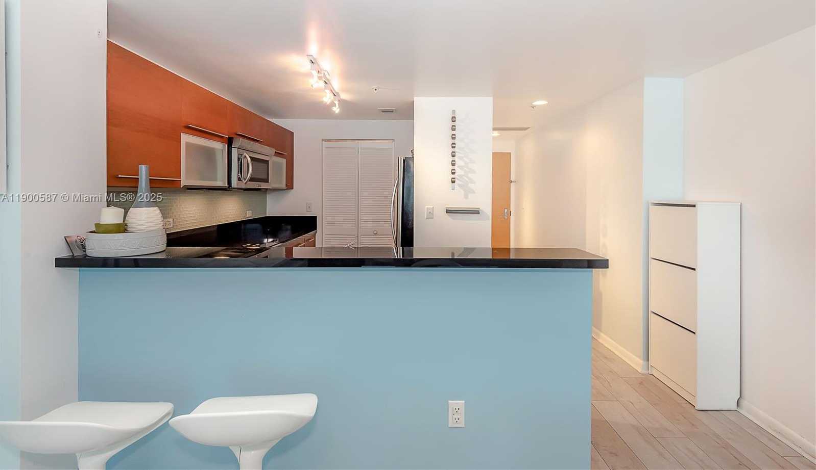 Small Image of 253 NORTH EAST 2ND ST #1407, Miami Number 7