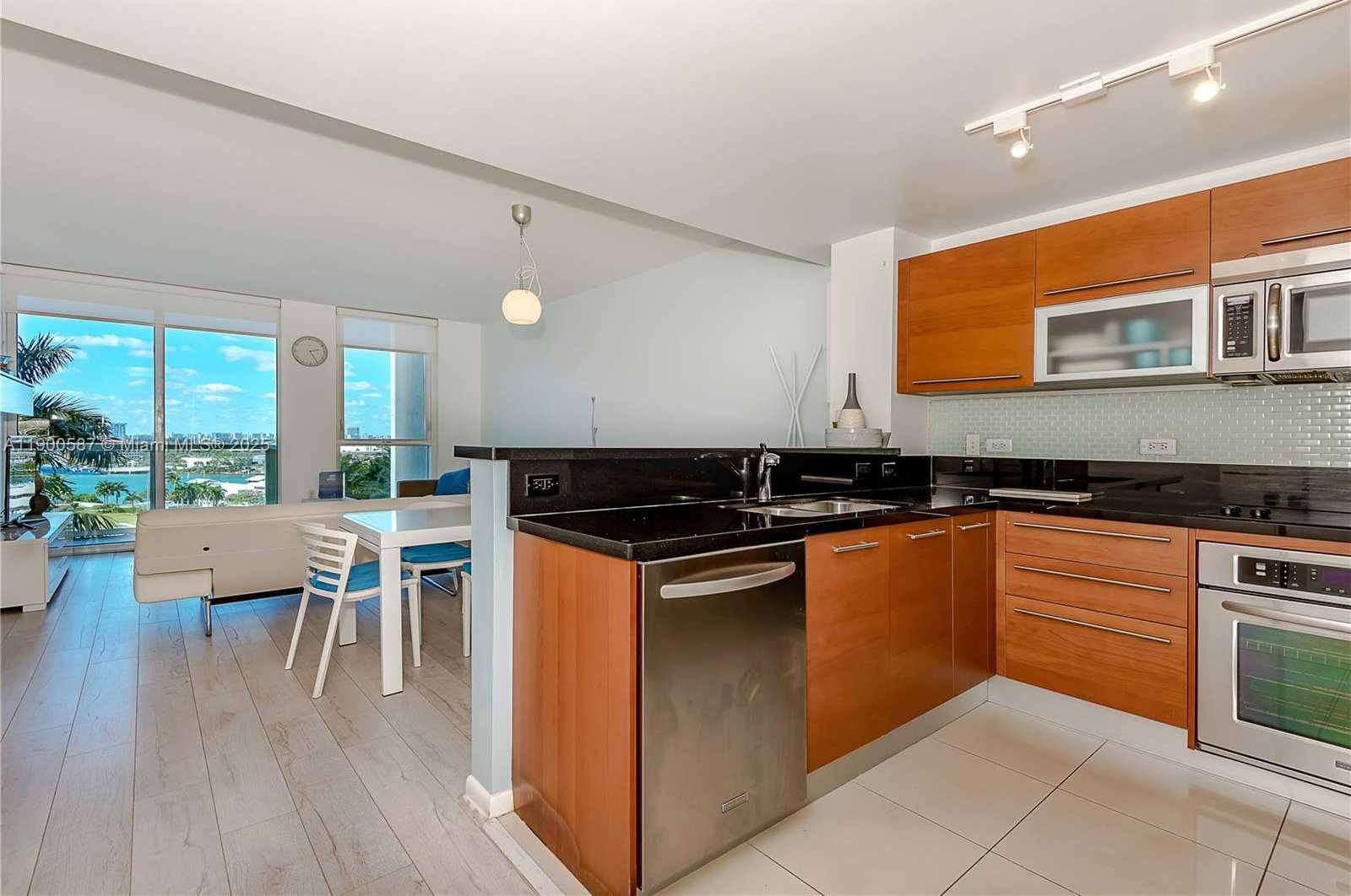 Small Image of 253 NORTH EAST 2ND ST #1407, Miami Number 9