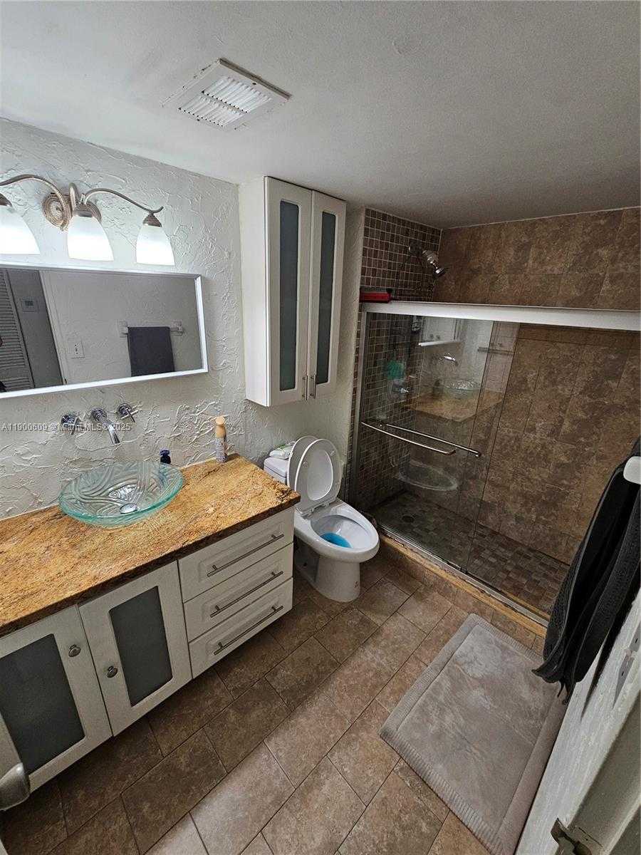 Small Image of 4550 NORTH WEST 79TH AVE #1B, Doral Number 12