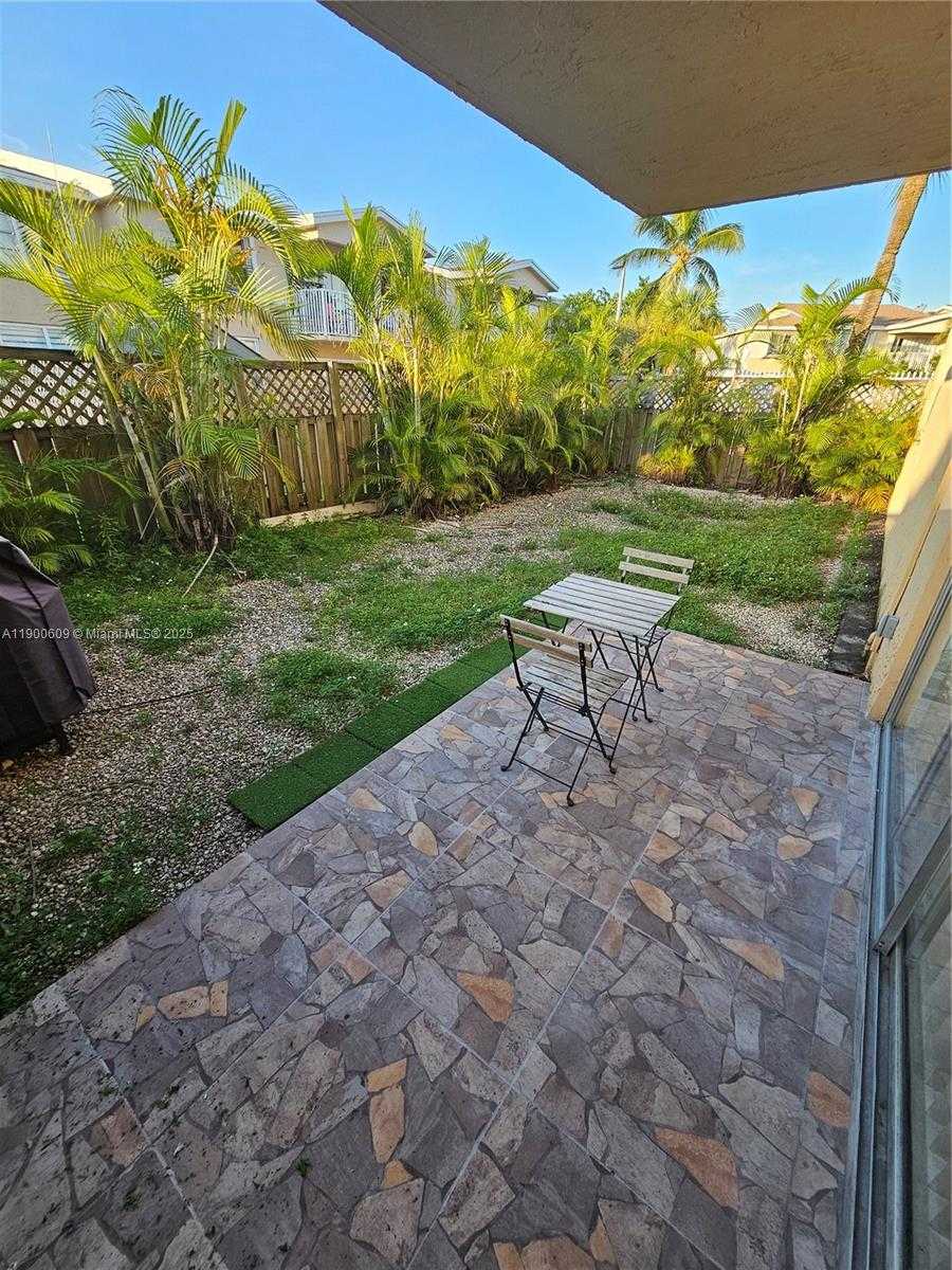 Small Image of 4550 NORTH WEST 79TH AVE #1B, Doral Number 15