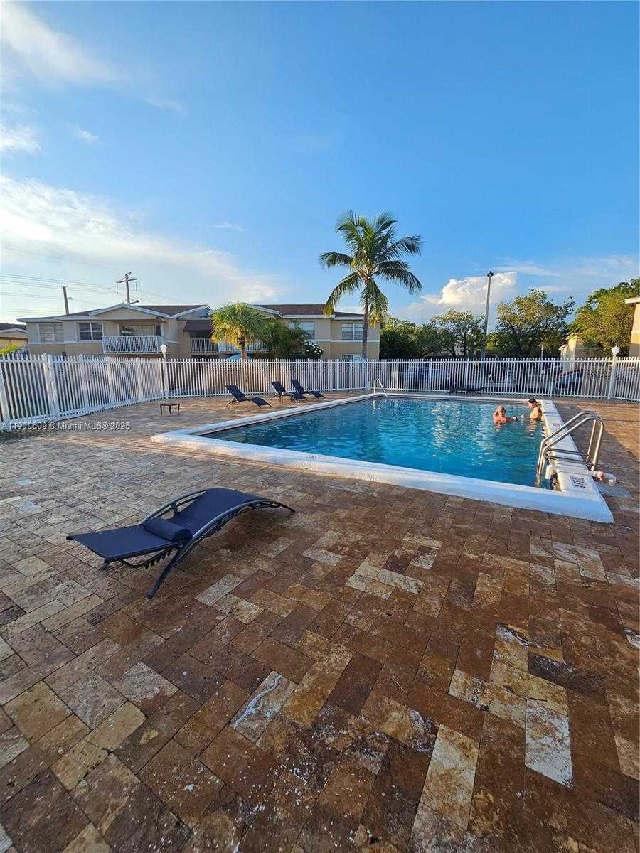 Small Image of 4550 NORTH WEST 79TH AVE #1B, Doral Number 20
