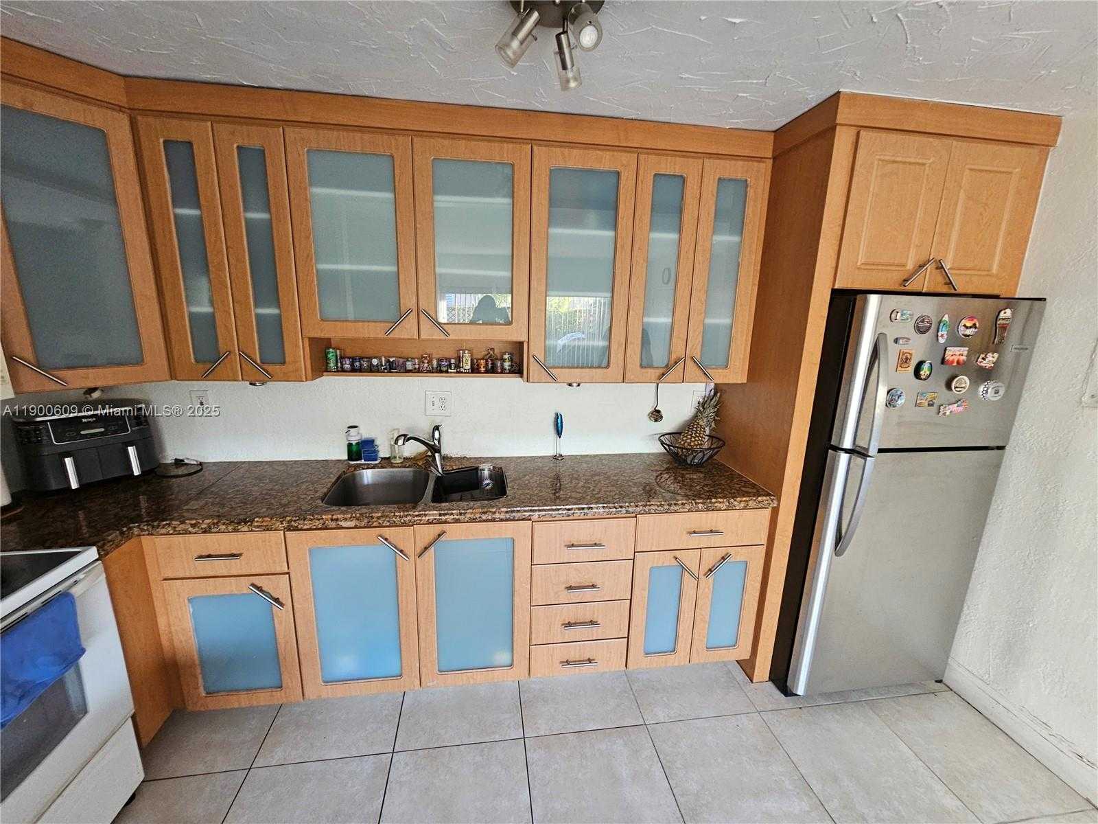 Small Image of 4550 NORTH WEST 79TH AVE #1B, Doral Number 5