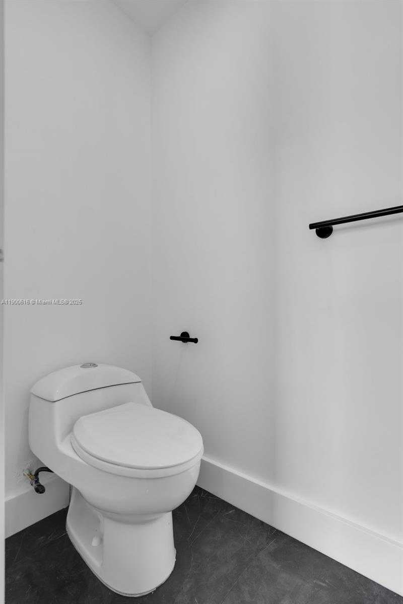 Small Image of 425 SOUTH WEST 198TH TER #., Pembroke Pines Number 26