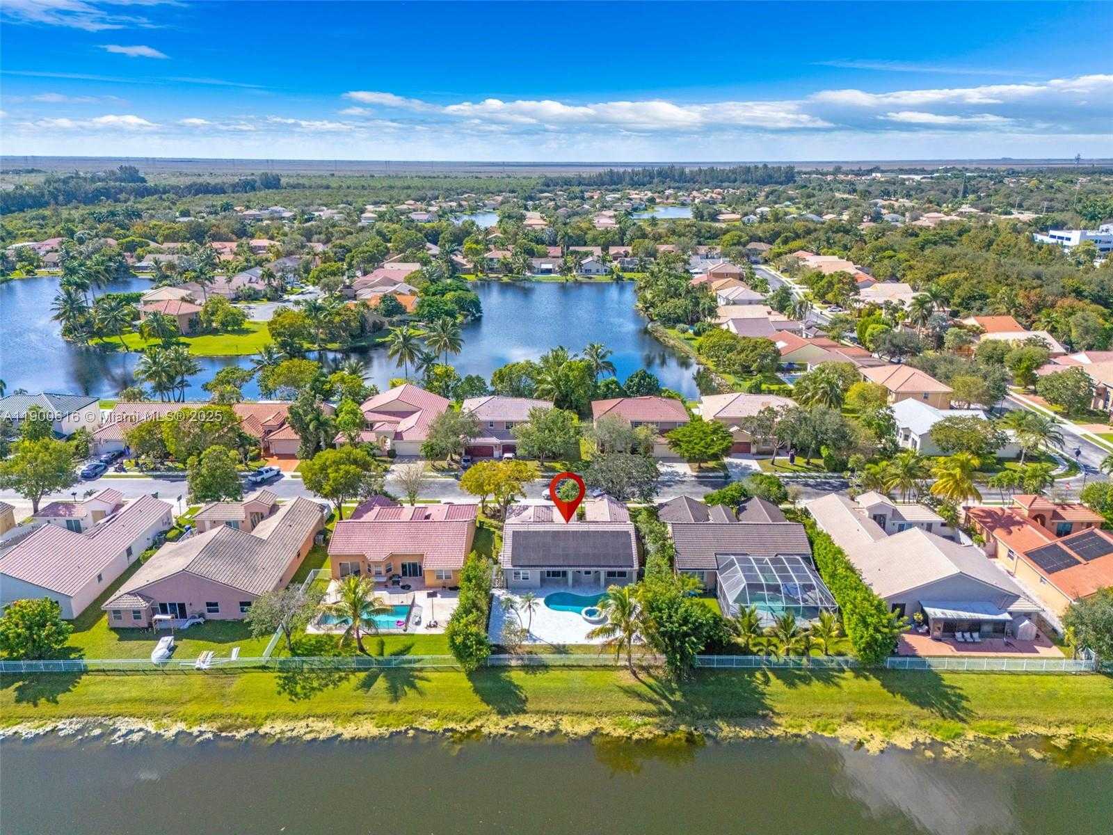 Small Image of 425 SOUTH WEST 198TH TER #., Pembroke Pines Number 49