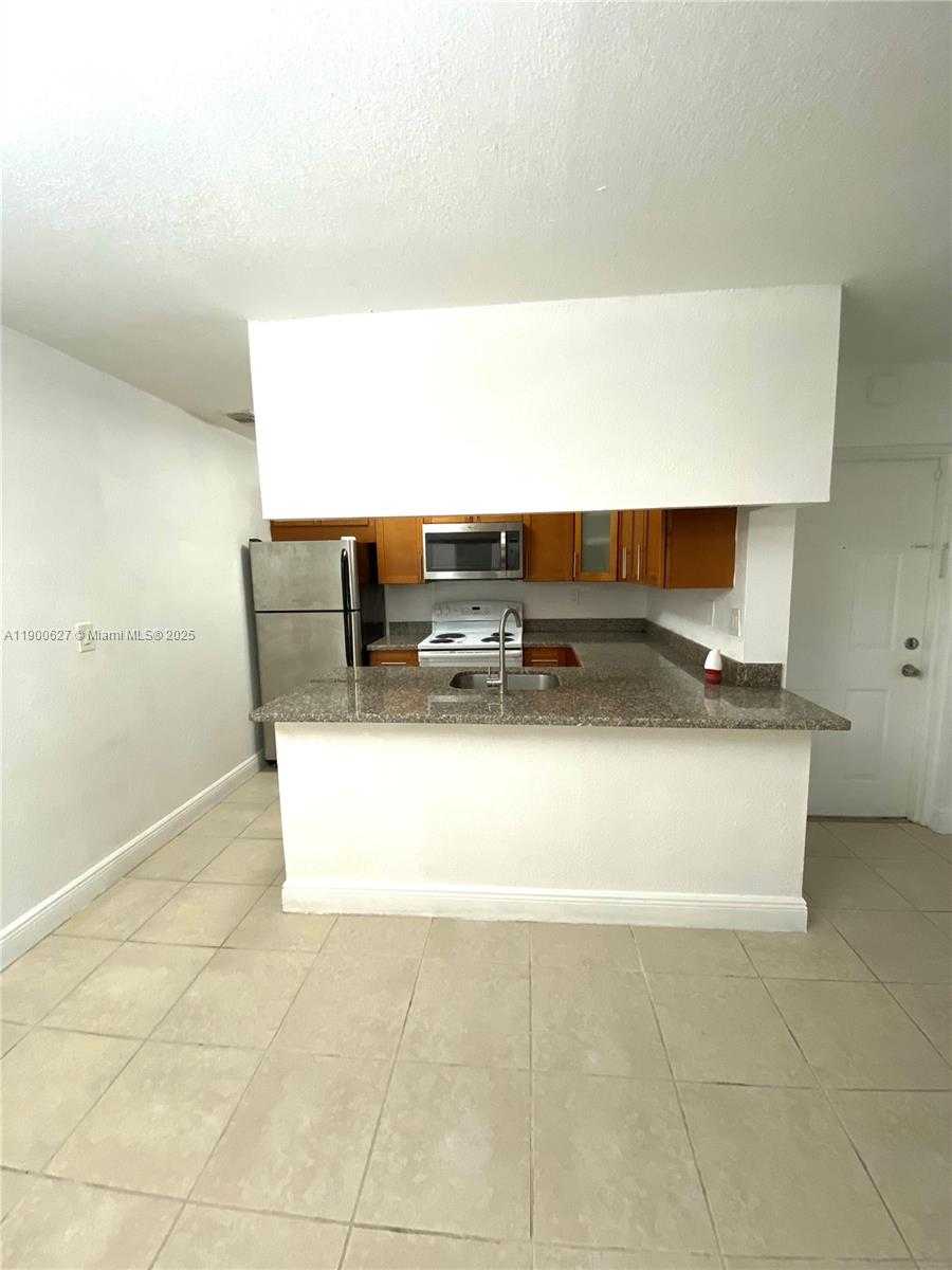 Small Image of 17580 NORTH WEST 67TH PL #I-1, Hialeah Number 12