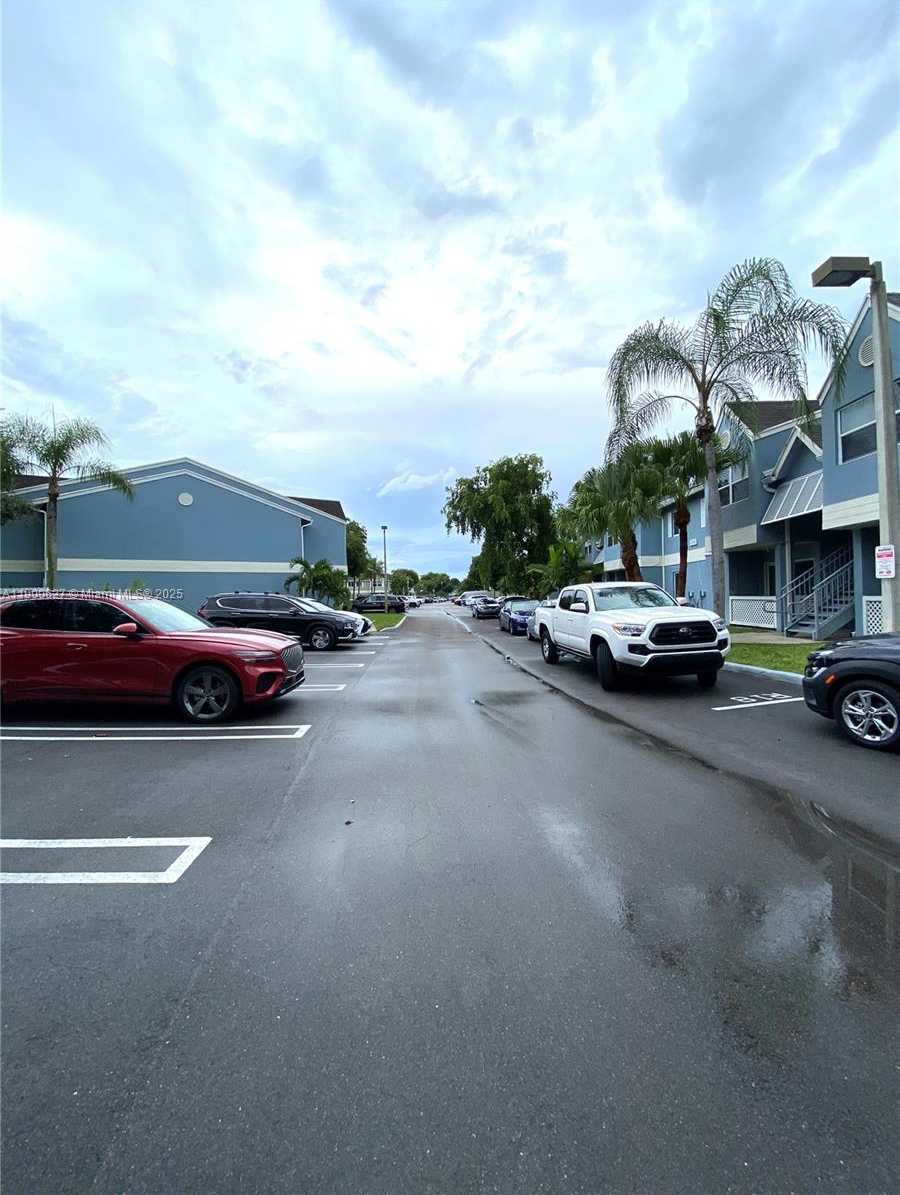 Small Image of 17580 NORTH WEST 67TH PL #I-1, Hialeah Number 2