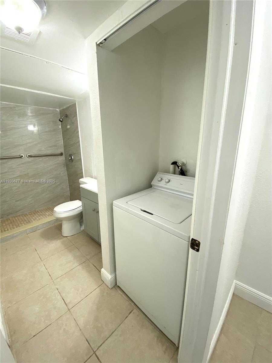 Small Image of 17580 NORTH WEST 67TH PL #I-1, Hialeah Number 23