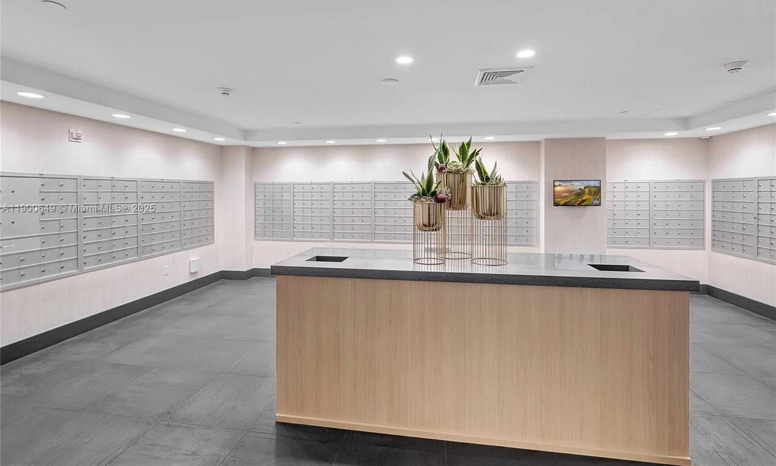 Small Image of 90 SOUTH WEST 3RD ST #1602, Miami Number 10