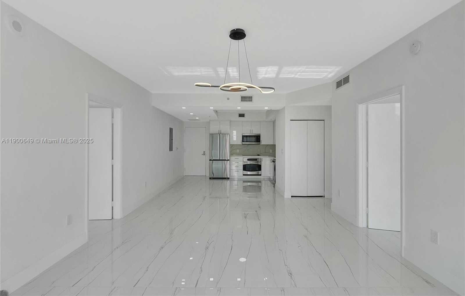 Small Image of 90 SOUTH WEST 3RD ST #1602, Miami Number 13