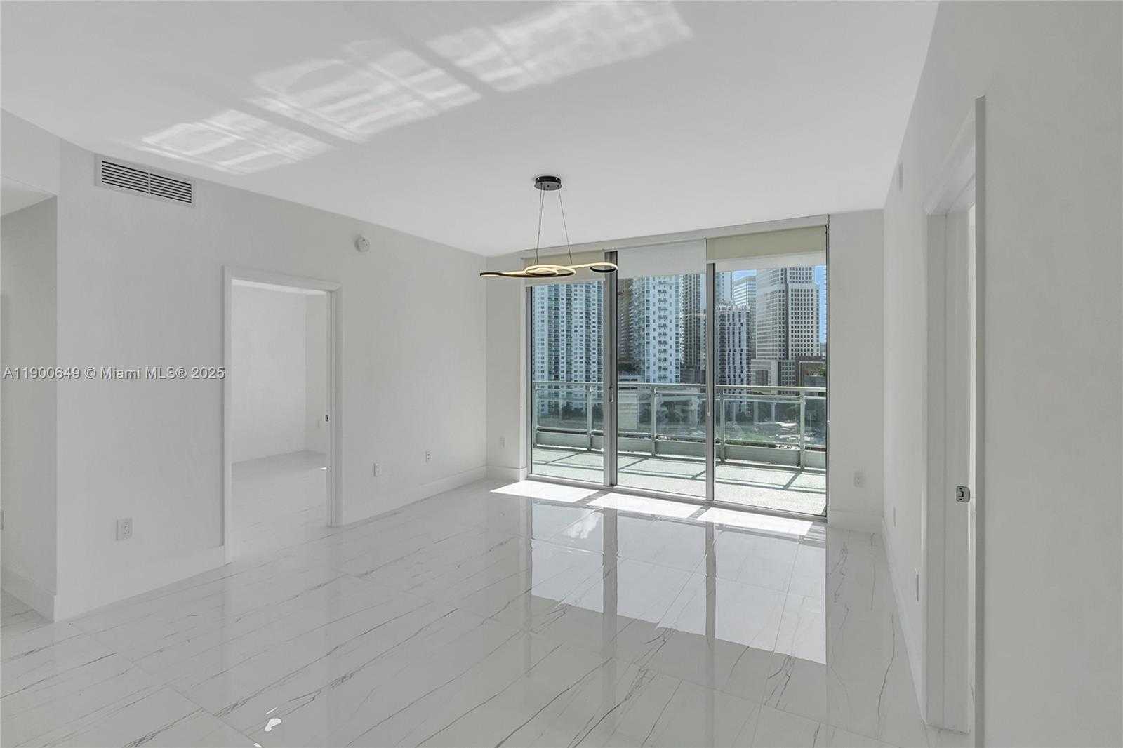 Small Image of 90 SOUTH WEST 3RD ST #1602, Miami Number 14
