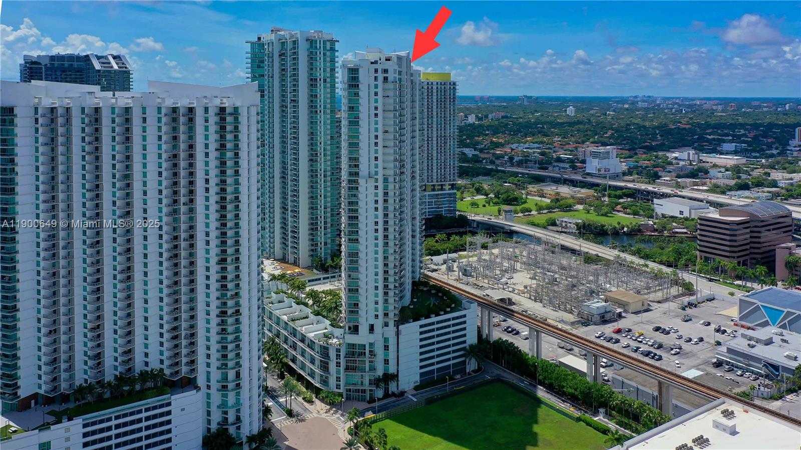 Small Image of 90 SOUTH WEST 3RD ST #1602, Miami Number 37