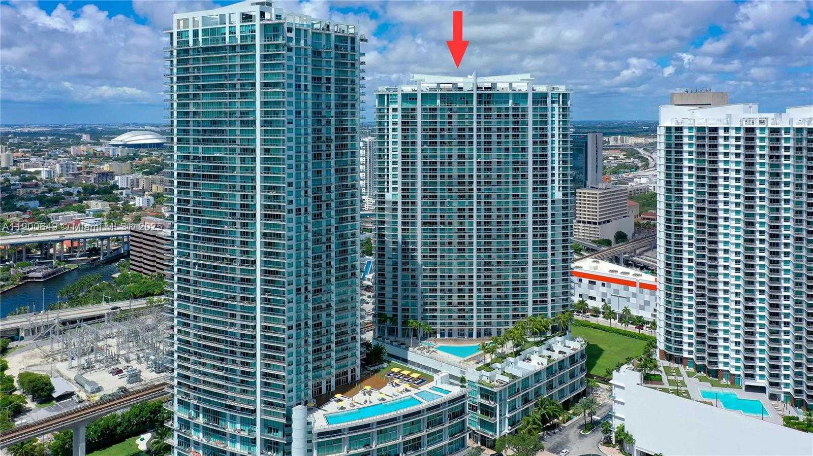 Small Image of 90 SOUTH WEST 3RD ST #1602, Miami Number 40