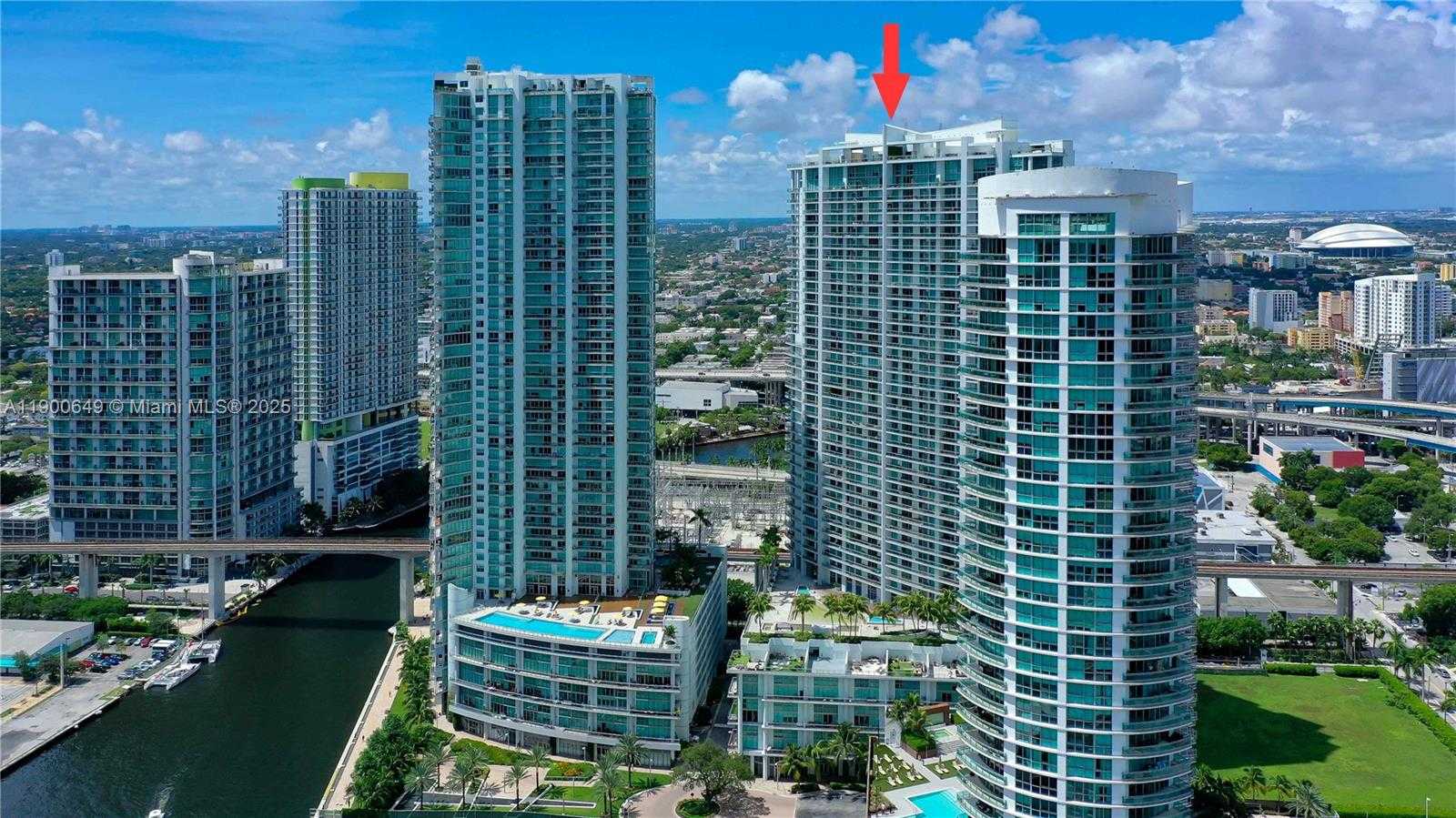Small Image of 90 SOUTH WEST 3RD ST #1602, Miami Number 44