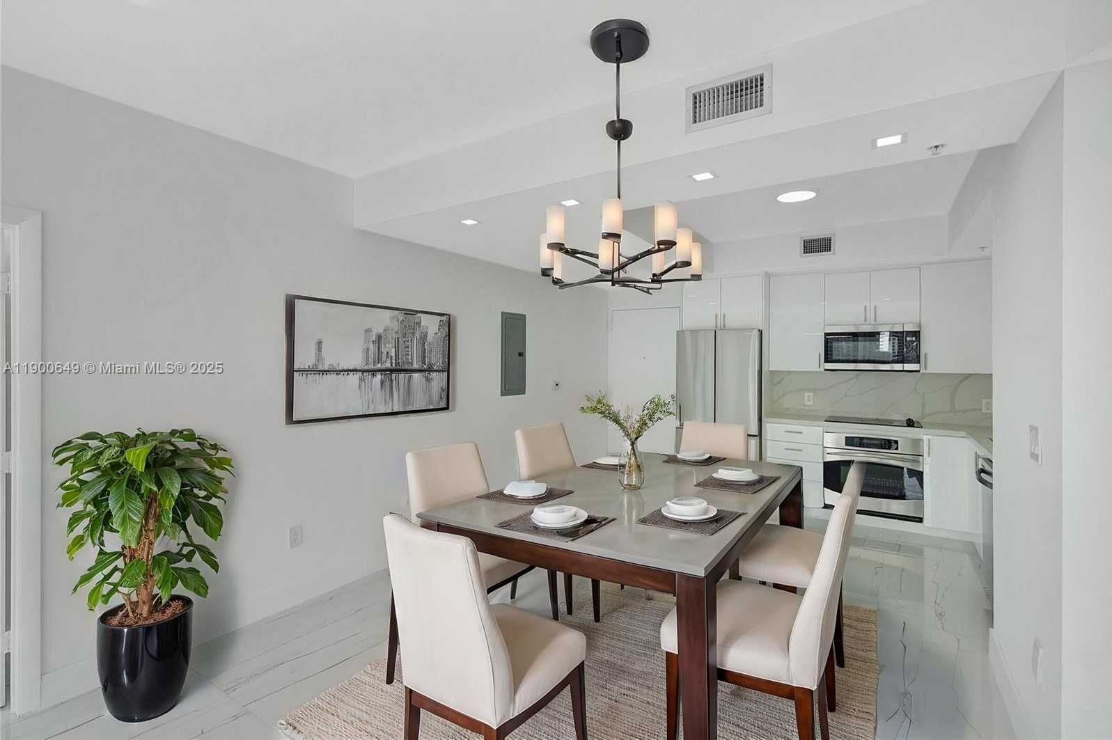 Small Image of 90 SOUTH WEST 3RD ST #1602, Miami Number 5