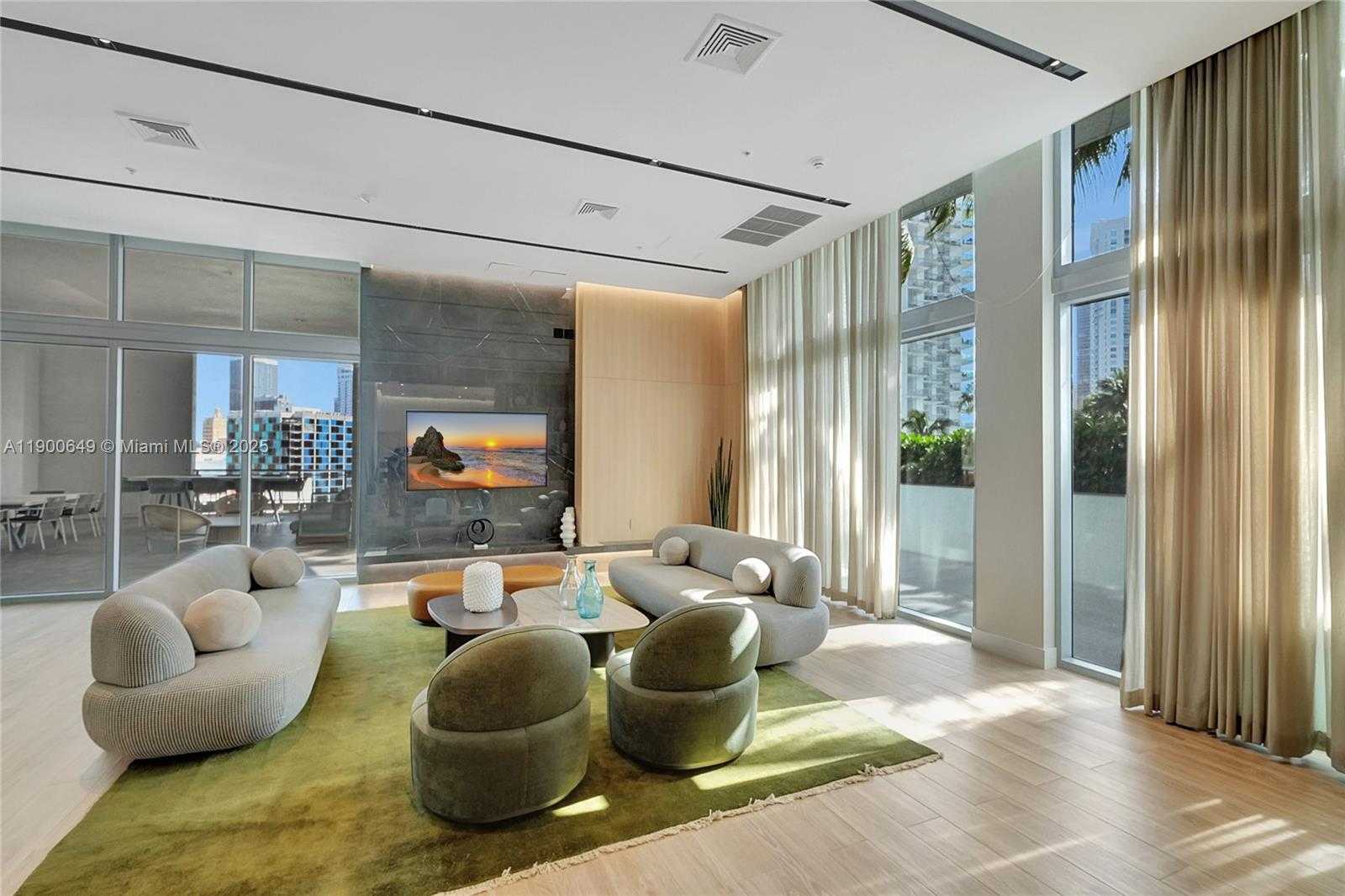 Small Image of 90 SOUTH WEST 3RD ST #1602, Miami Number 81