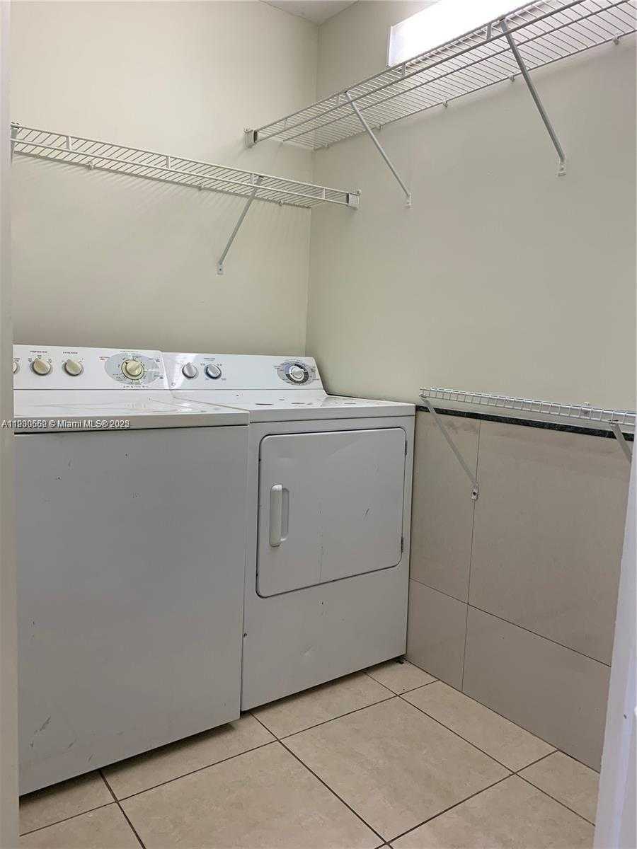 Small Image of 6175 NORTH WEST 186TH ST #102, Hialeah Number 10
