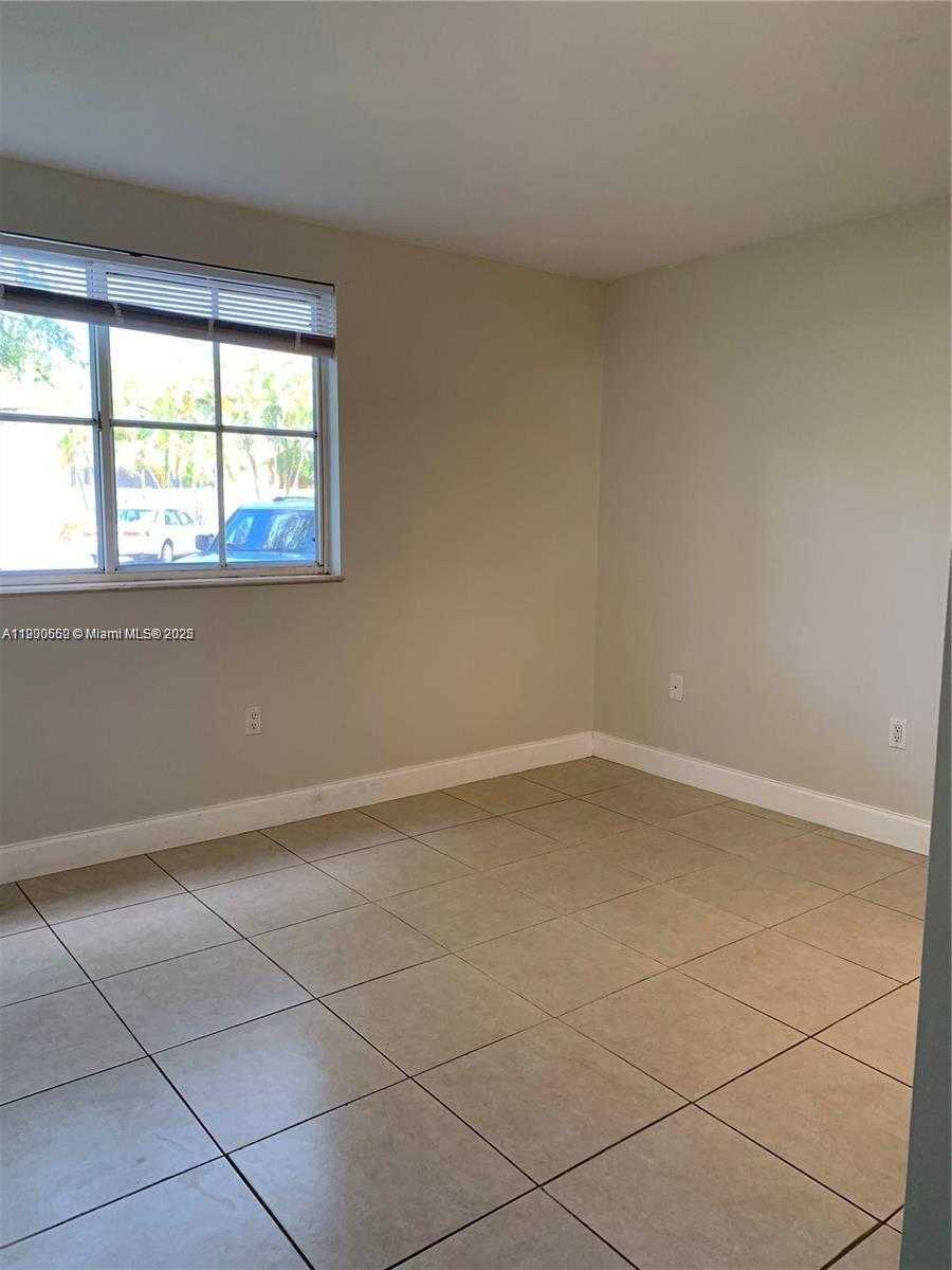 Small Image of 6175 NORTH WEST 186TH ST #102, Hialeah Number 12