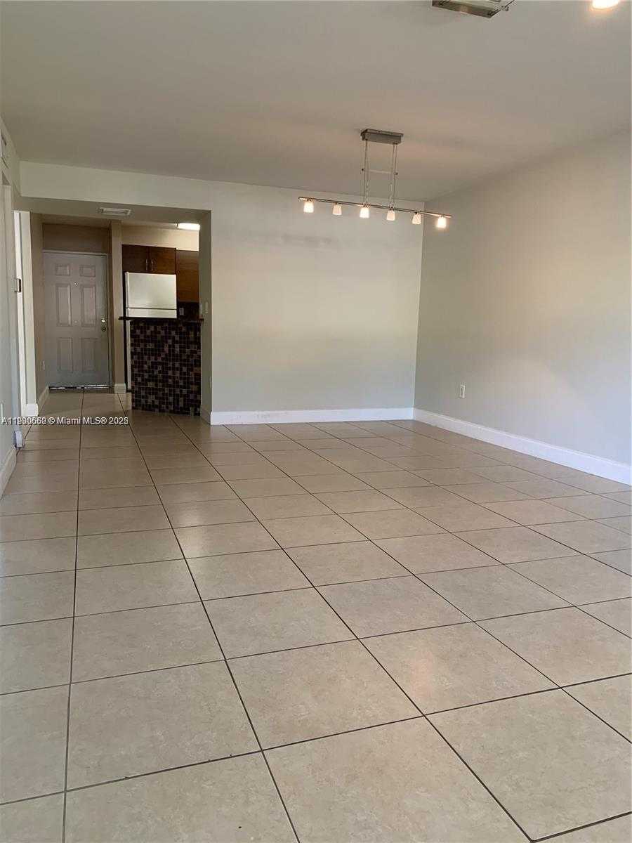 Small Image of 6175 NORTH WEST 186TH ST #102, Hialeah Number 9