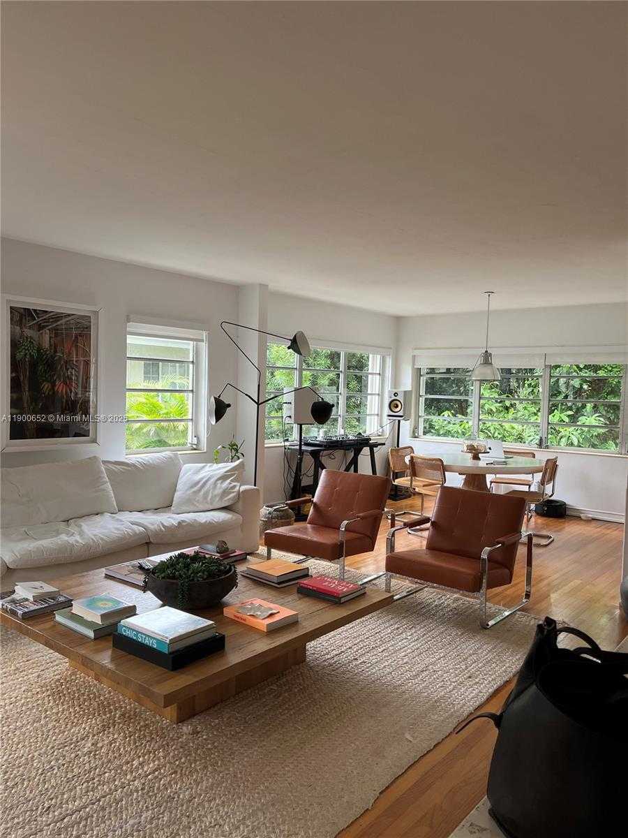 Small Image of 3917 SEGOVIA ST #3917, Coral Gables Number 4