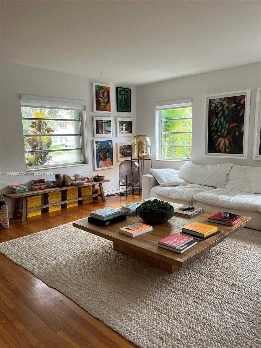 Small Image of 3917 SEGOVIA ST #3917, Coral Gables Number 8