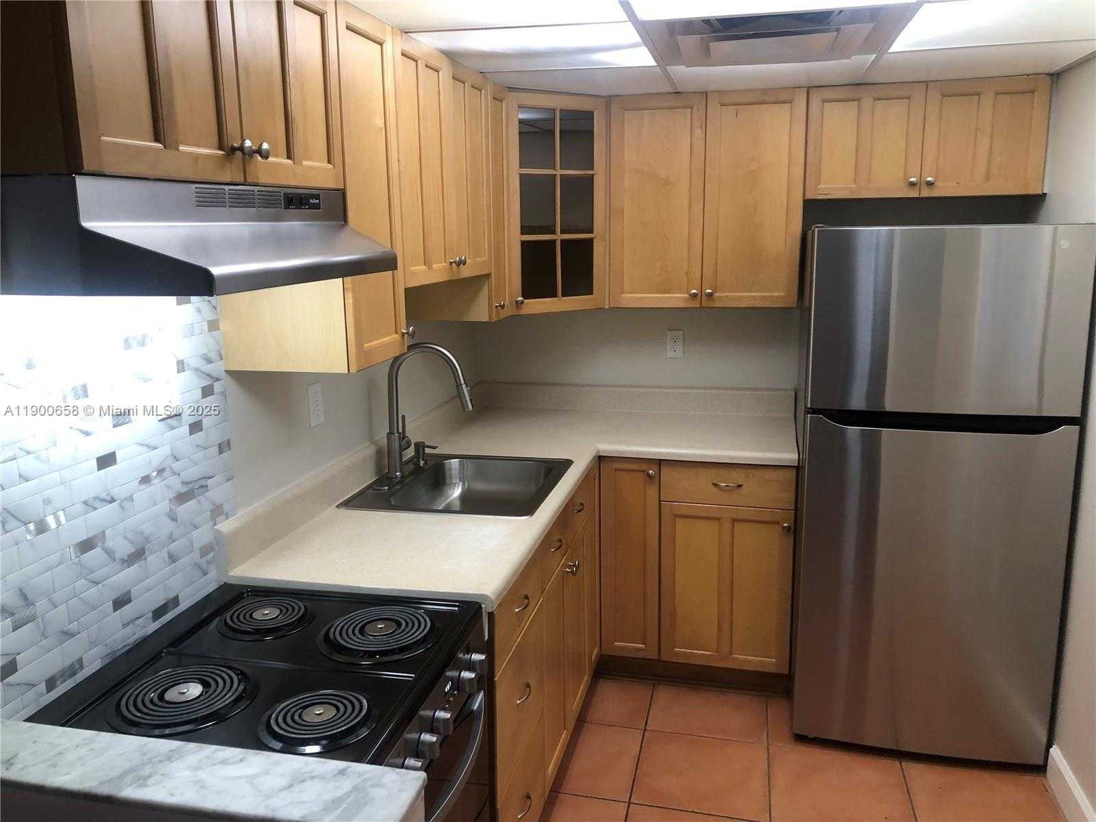 Small Image of 1725 WEST 60TH ST #F128, Hialeah Number 11