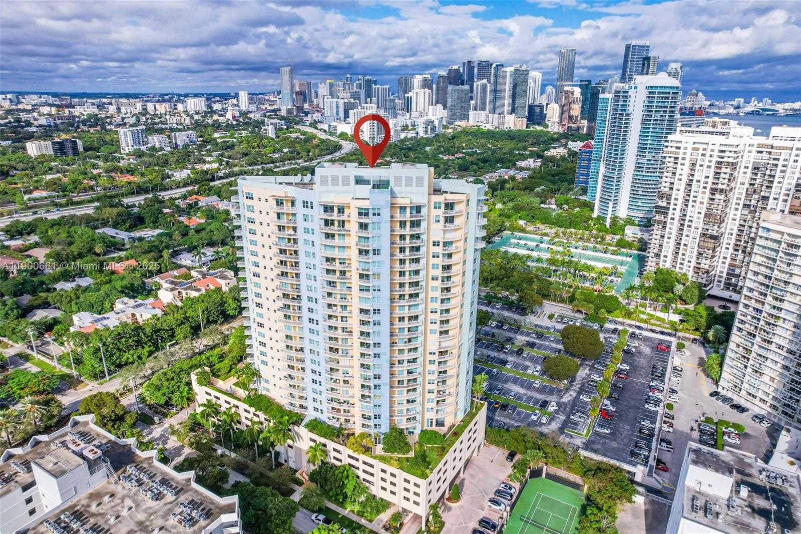 Small Image of 2475 BRICKELL AVE #703, Miami Number 33
