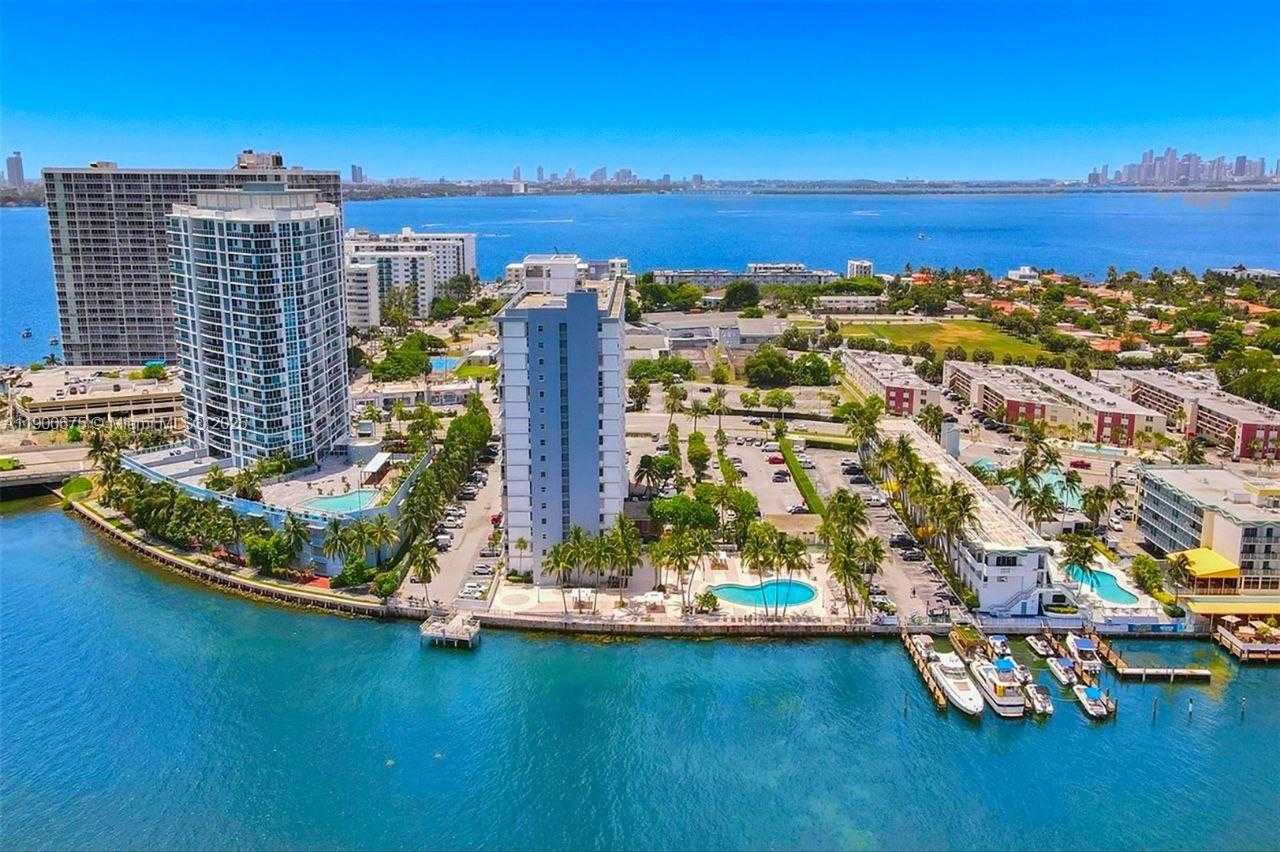 Small Image of 1865 79TH ST CSWY #5O, North Bay Village Number 2