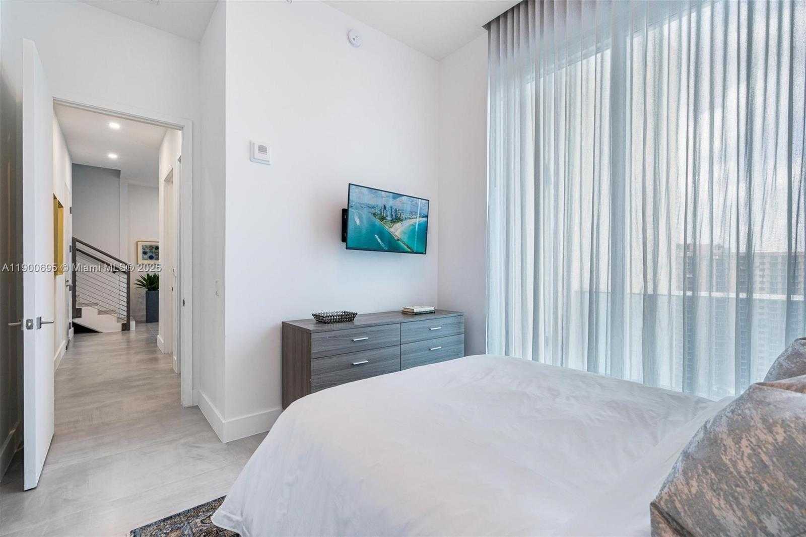 Small Image of 17550 COLLINS AVE #PH1, Sunny Isles Beach Number 34