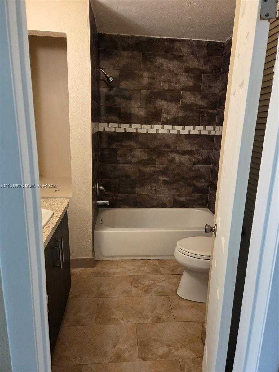 Small Image of 8218 NORTH WEST 8TH PL #2, Plantation Number 15