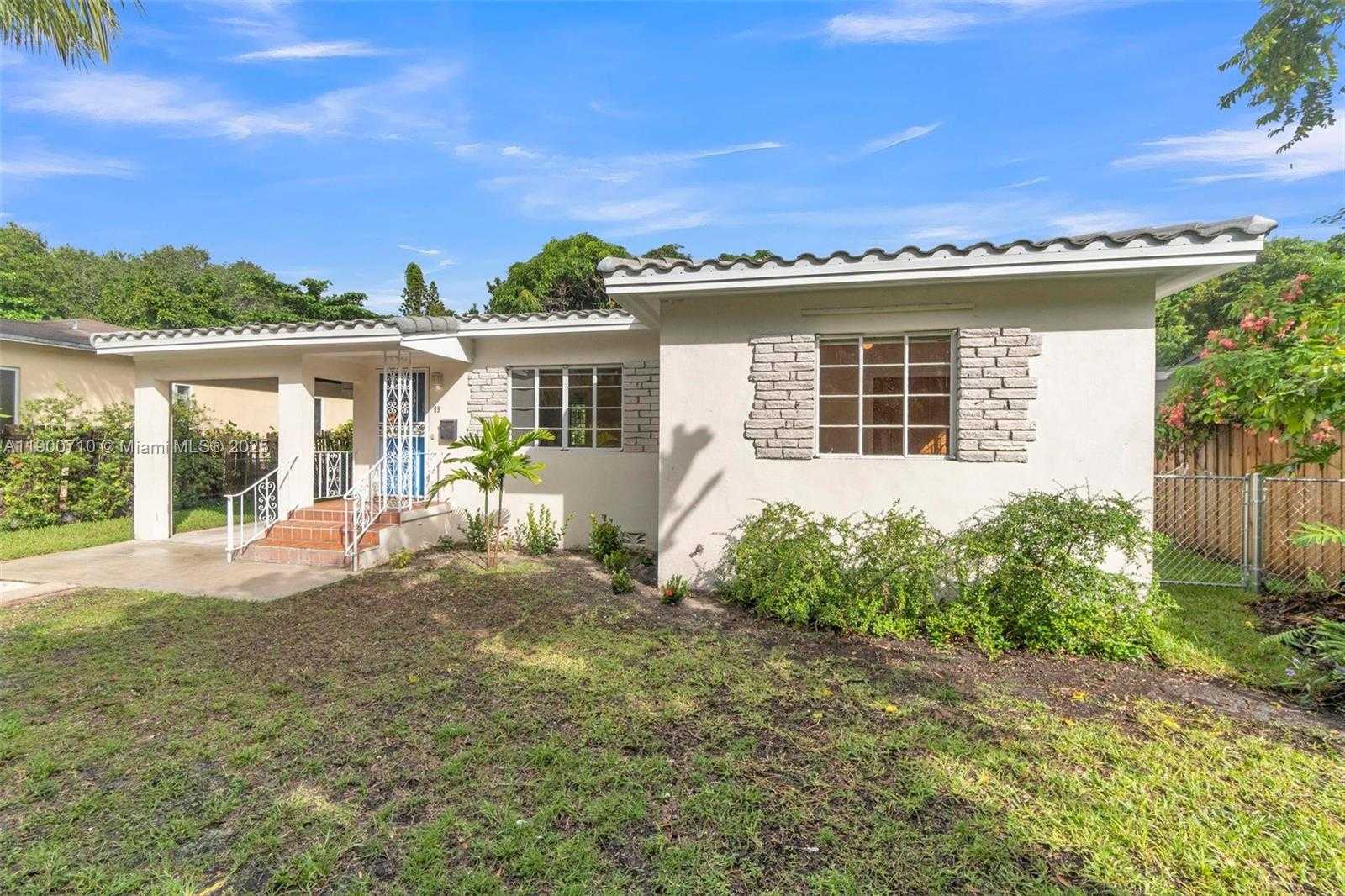 Small Image of 69 NORTH EAST 115TH ST, Miami Number 28