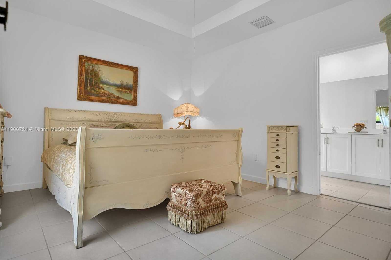 Small Image of 151 NE 27th Terrace, Homestead, FL 33033, USA Number 12