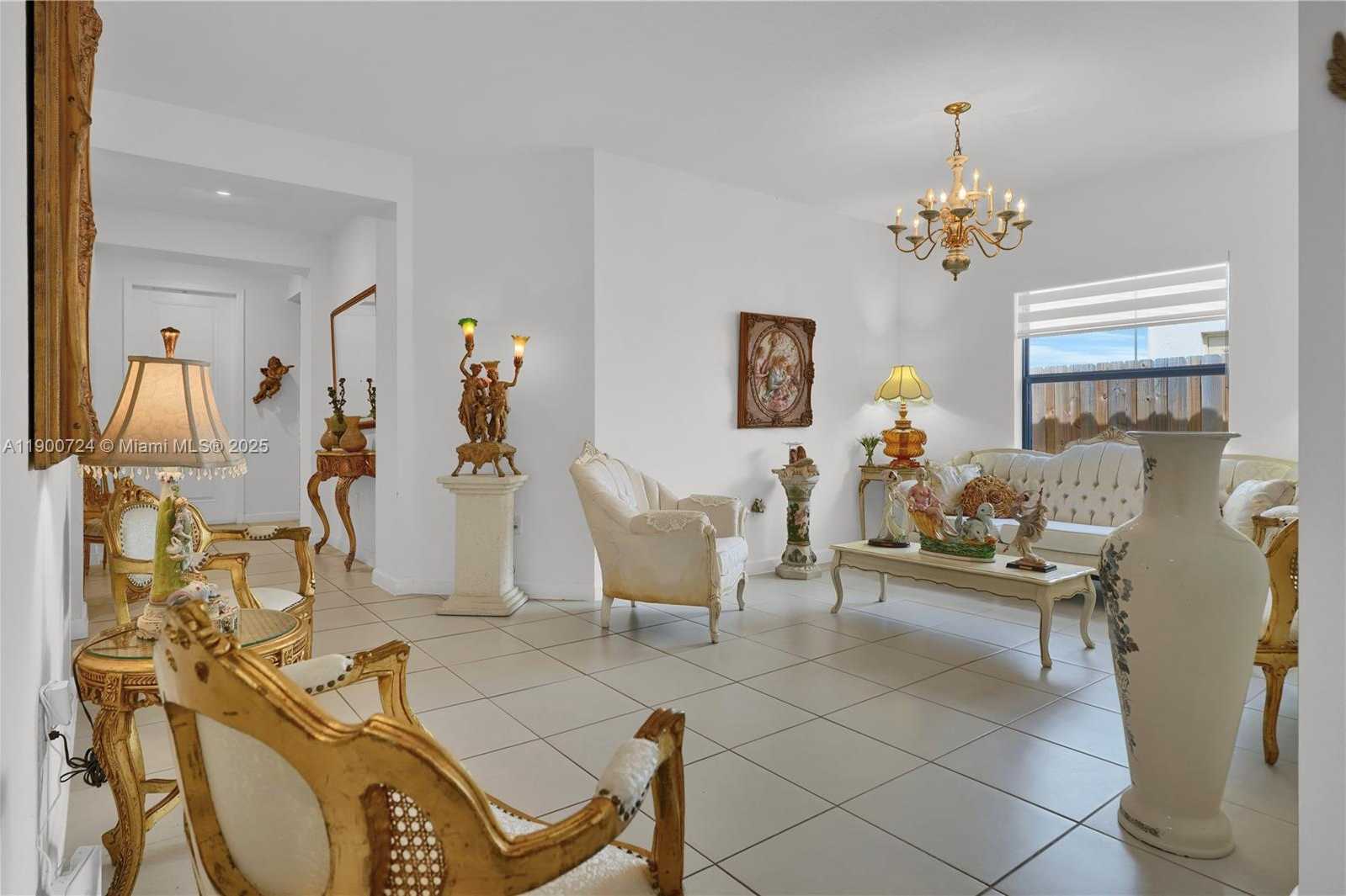 Small Image of 151 NE 27th Terrace, Homestead, FL 33033, USA Number 5