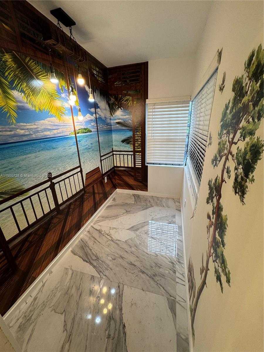 Small Image of 110 NORTH EAST 68TH ST #B, Miami Number 6