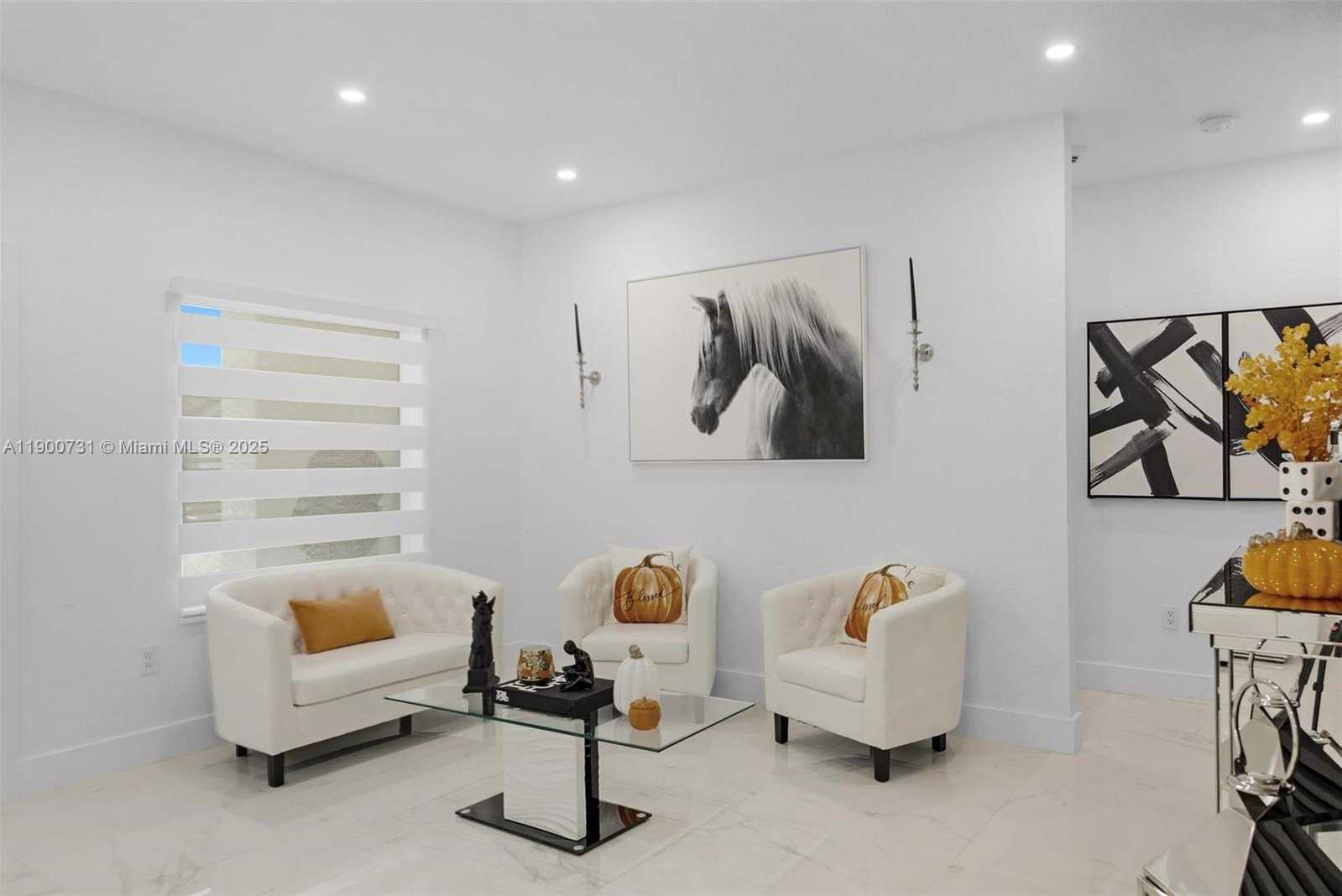 Small Image of 19302 SOUTH WEST 132ND PATH, Miami Number 40