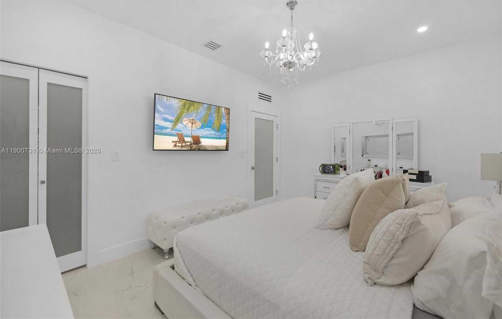 Small Image of 19302 SOUTH WEST 132ND PATH, Miami Number 46